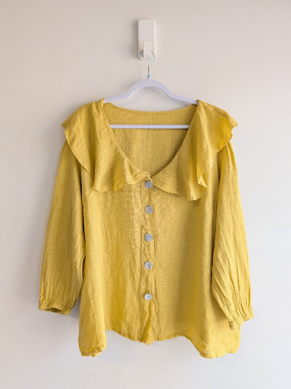 5] Linen Ruffle Collar Button Up Blouse